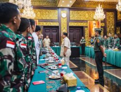 Panglima TNI dan Menhan RI Beri Pembekalan 40 Nakes TNI untuk Misi Kemanusiaan Gaza