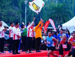 Ribuan Masyarakat Antusias Ikuti Panglima TNI Run 2024 di Monas