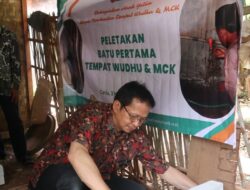 YDK Cabang Cariu Gelar Peletakan Batu Pertama Pembangunan Tempat Wudhu dan MCK