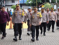 Kapolres dan Ketua Tim Supervisi Ops Lilin Mabes Polri, Tinjau Pos Pelayanan Operasi Lilin Jaya 2024