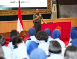 Panglima TNI Tanamkan Nilai Kepemimpinan dan Nasionalisme untuk Siswa SMA Taruna Nusantara