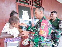 Peduli Kesehatan Ibu dan Bayi, Satgas TMMD Selenggarakan Posyandu dan Berikan Makanan Bergizi