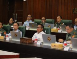 Wamenhan RI Terima Laporan Kesiapan Indo Defence 2024, Tekankan Penyelenggaraan Terbaik Sebagai Tuan Rumah