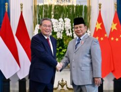 Menhan Sjafrie Dampingi Presiden Prabowo Sambut Premier Li Qiang di Istana