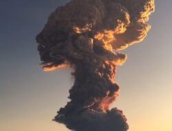 Gunung Lewetobi Meletus Dahsyat