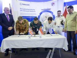 Pererat Kerja Sama Pertahanan, Menhan RI Kunjungi HMS Richmond di Tanjung Priok