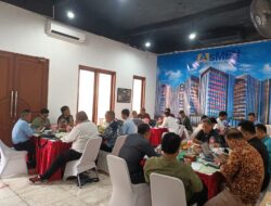 Bah Sipit Nongkrong di AsMEN, Kopi Legendaris Rasa Kemerdekaan