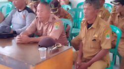 Aula Desa Karyasari Diramaikan dengan Acara Minggon, Bahas Kinerja dan Tugas Aparatur