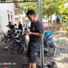 Kisah Inspiratif Sumarna, Lulusan SMP yang Sukses Merintis Bengkel Motor di Karawang