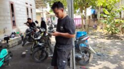 Kisah Inspiratif Sumarna, Lulusan SMP yang Sukses Merintis Bengkel Motor di Karawang