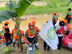 Lazgis Peduli Ajak Masyarakat Susur Sungai, Tanam Pohon & Tebar Ikan di Kali Bekasi pada Peringatan Hari Pahlawan