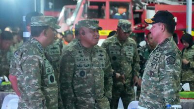 Panglima TNI Cek Latihan Terjun Malam di Bangka, Tingkatkan Kesiapsiagaan dan Pengamanan Wilayah