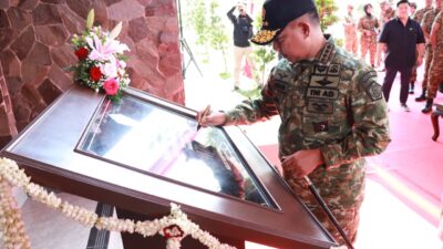 Panglima TNI Resmikan Hunian Modern Bagi Prajurit