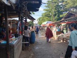 Harga Sembako Meroket Jelang Natal dan Tahun Baru di Pasar Pagi Griya Asri 2