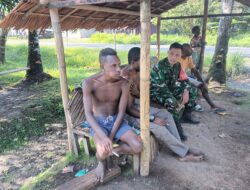 Babinsa Koramil 1710-07/Mapurujaya Laksanakan Komsos dengan Warga