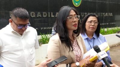 Kuasa Hukum penggugat, Debby Astuti di PTUN Jakarta, Senin 2 Maret 2026. foto: Mht