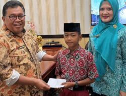 Bupati Daeng Manye Apresiasi Prestasi Burhan, Siswa Berprestasi yang Pernah Viral Bacakan UUD 1945