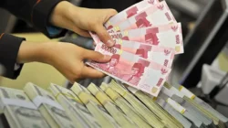 Rupiah Melemah ke Rp17.844 per Dolar AS, Dipengaruhi Ketidakpastian Global dan Kebutuhan Dolar Dalam Negeri