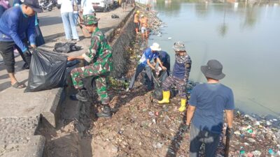Sinergi Lintas Sektor: 3 Dinas Provinsi, TNI, Pemkab Takalar Kompak Babat Sampah Dermaga Galesong