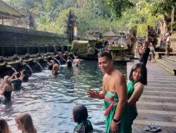 Pengalaman Melukat di Bali, Menyucikan Diri di Tirta Empul dan Menyelami Kearifan Leluhur Nusantara