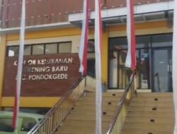 Kelurahan Jatibening Baru Semarakkan HUT Ke-81 RI dengan Pemasangan Bendera Merah Putih