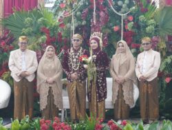 Pernikahan Saffana dan Adzan Hadirkan Suasana Garden Party dan Indonesia Raya Tiga Stanza