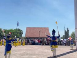 Tim Marching Band UPT SD Negeri 5 Ballo Tampil Memukau di HUT RI ke-81