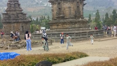 Dieng, Negeri di Atas Awan Tempat Para Dewa dan Jejak 400 Candi