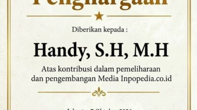 Handy, S.H., M.H. Raih Piagam Penghargaan dari Media Inpopedia.co.id